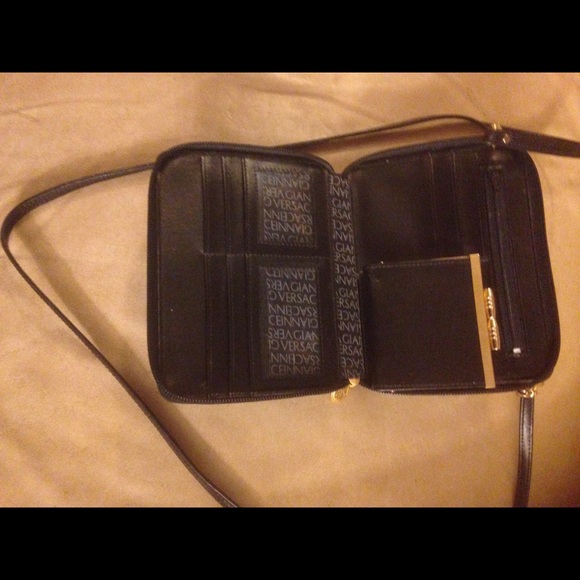 Gianni Versace clutch purse - Picture 4 of 8
